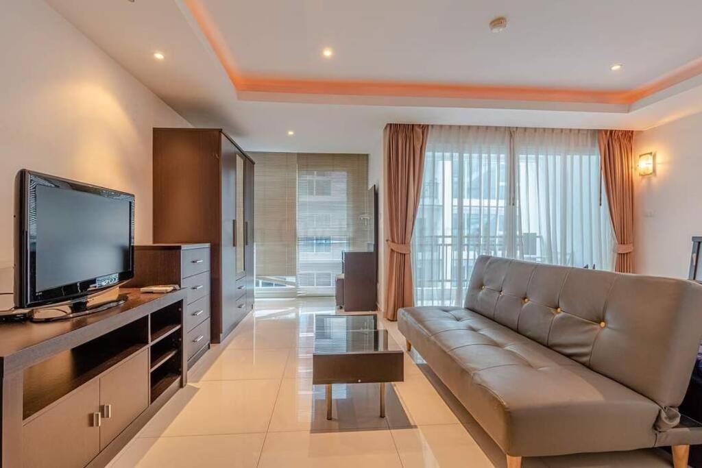 Avenue Residence C5 Pattaya Luaran gambar