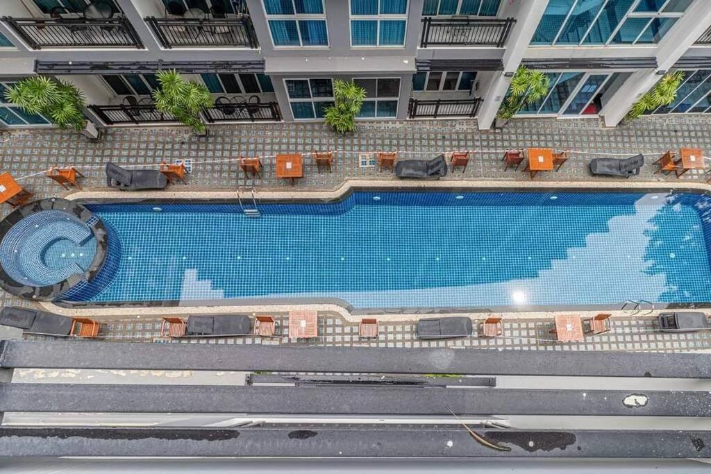 Avenue Residence C5 Pattaya Luaran gambar